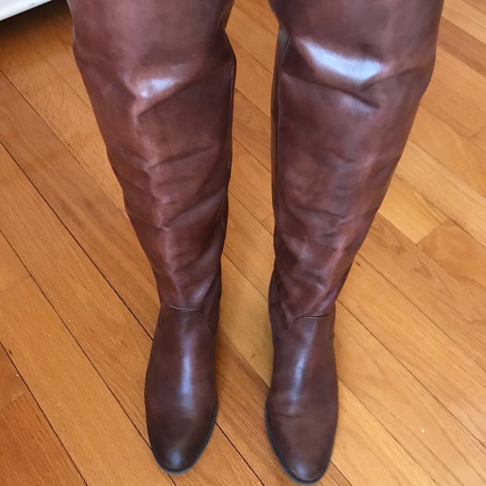 Arturo chiang boots size 9
